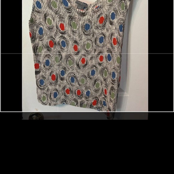 Tops - Smoke free, dog friendly home.